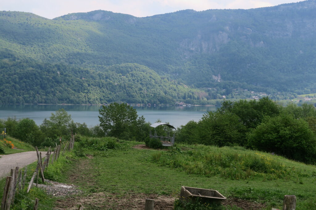 vue lac d'aiguebelette