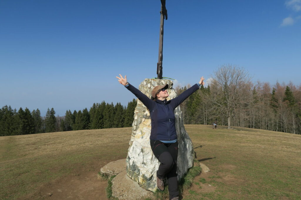 Croix du Mont Bénand Bernex Haute-Savoie